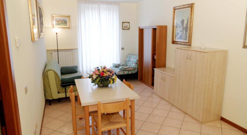 Casa Vacanze Touring Verbania Cameră foto