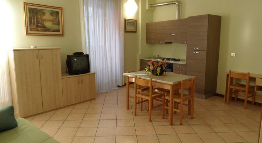 Casa Vacanze Touring Verbania Exterior foto