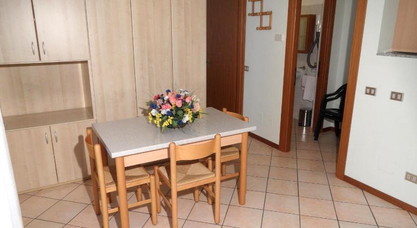 Casa Vacanze Touring Verbania Cameră foto